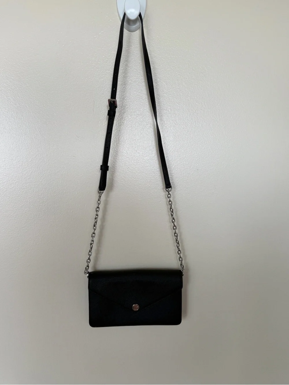 MICHAEL KORS Jet Set Travel Black Saffiano Leather Small Purse Crossbody Wallet